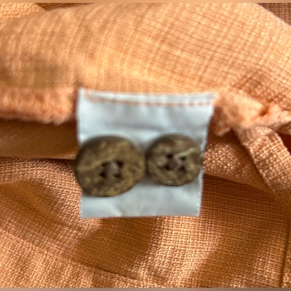 Tommy Bahama shirt size Medium - Picture 9 of 10